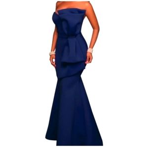 Sexy Off the Shoulder Gown. XL (16-18) Maroon/Burgundy/Wine in color only.